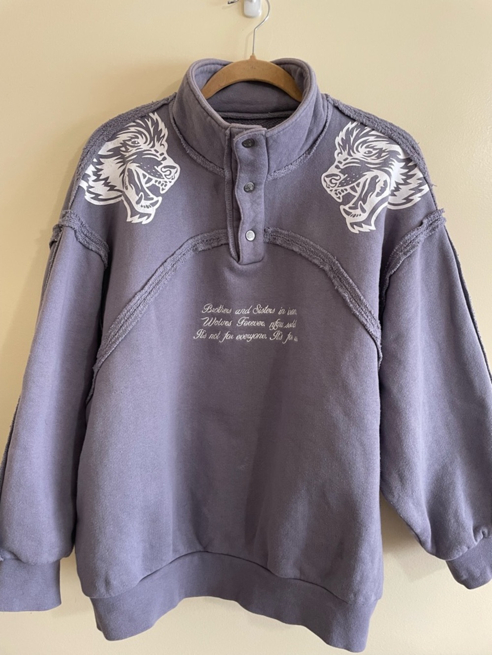 Darc Sport Women’s collar button sweatshirt